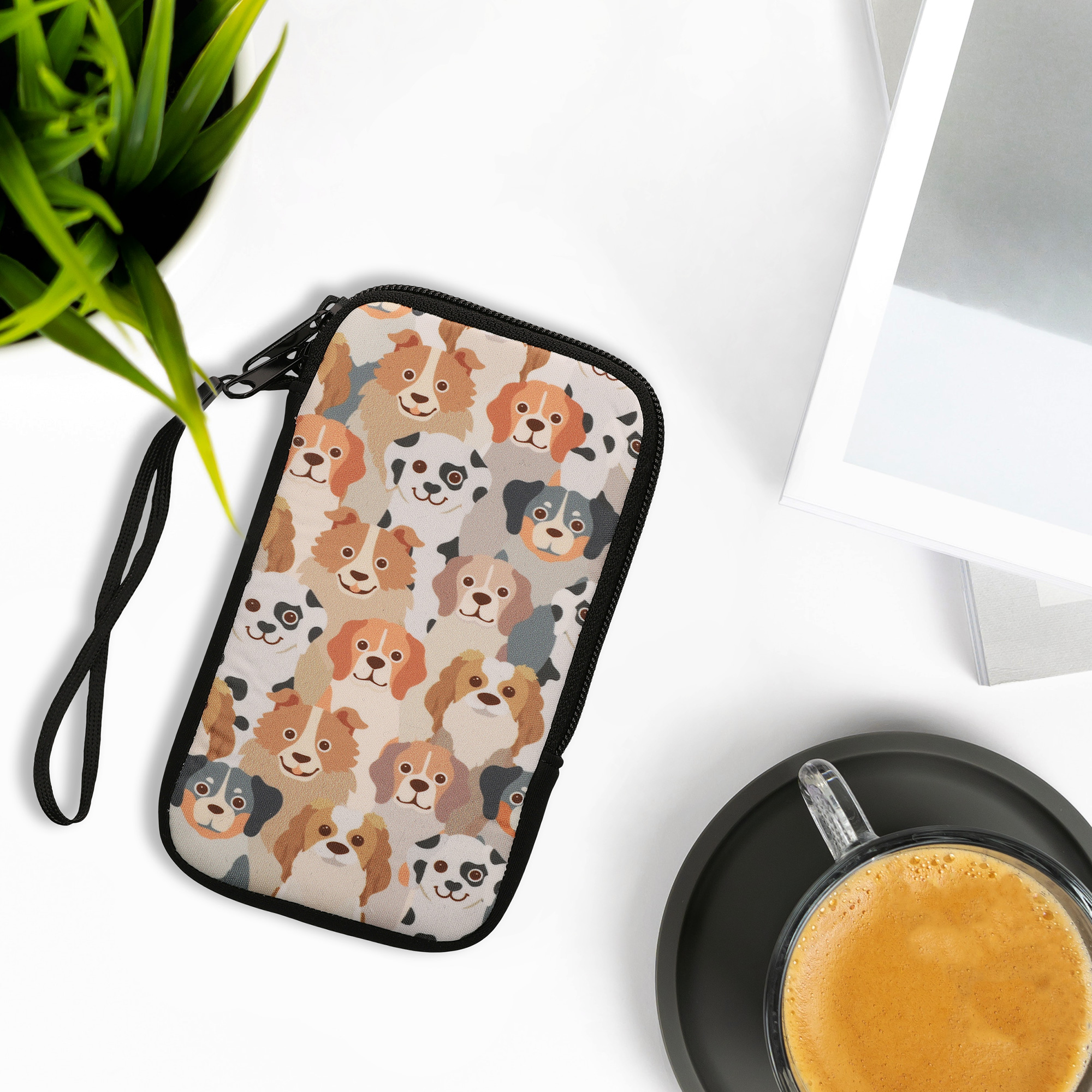 Univerzální pouzdro na mobil kwmobile pro Smartphone Size M, motiv Dogs bílá / světle hnědá / šedá