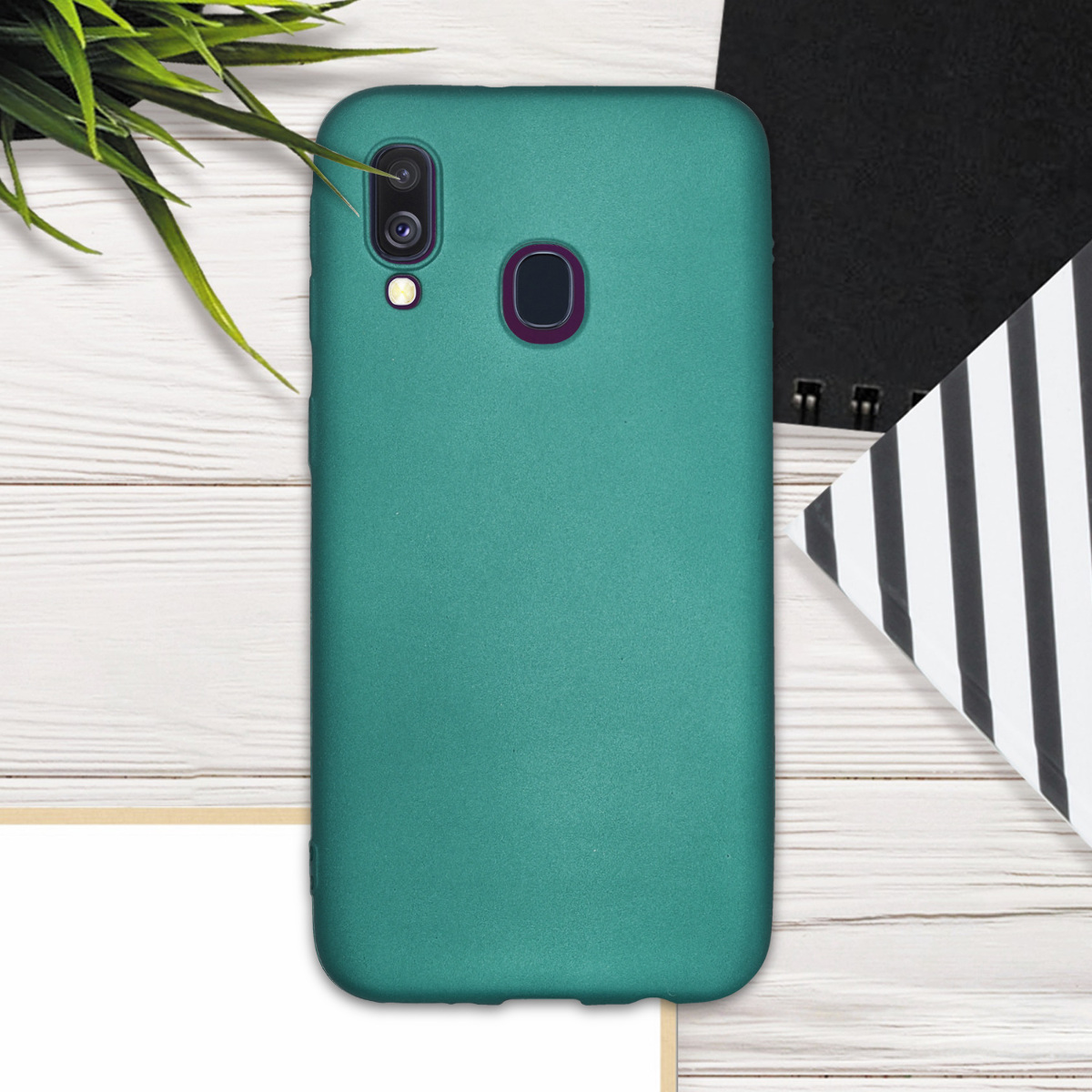 Kryt na mobil Samsung Galaxy A40 kwmobile TPU metalický Tmavě metalická zelená