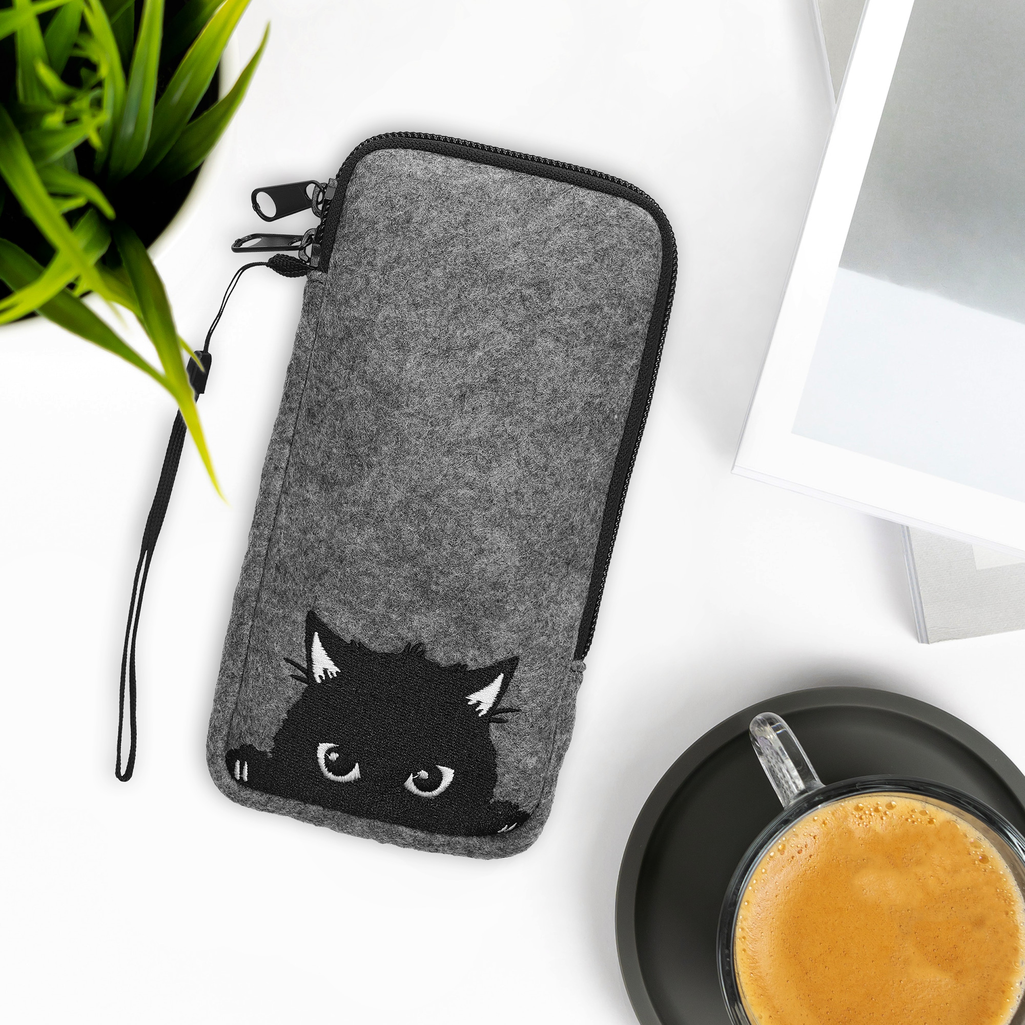 Univerzální pouzdro kwmobile na mobil XXL - 7" - motiv Curious Cat - šedá / černá