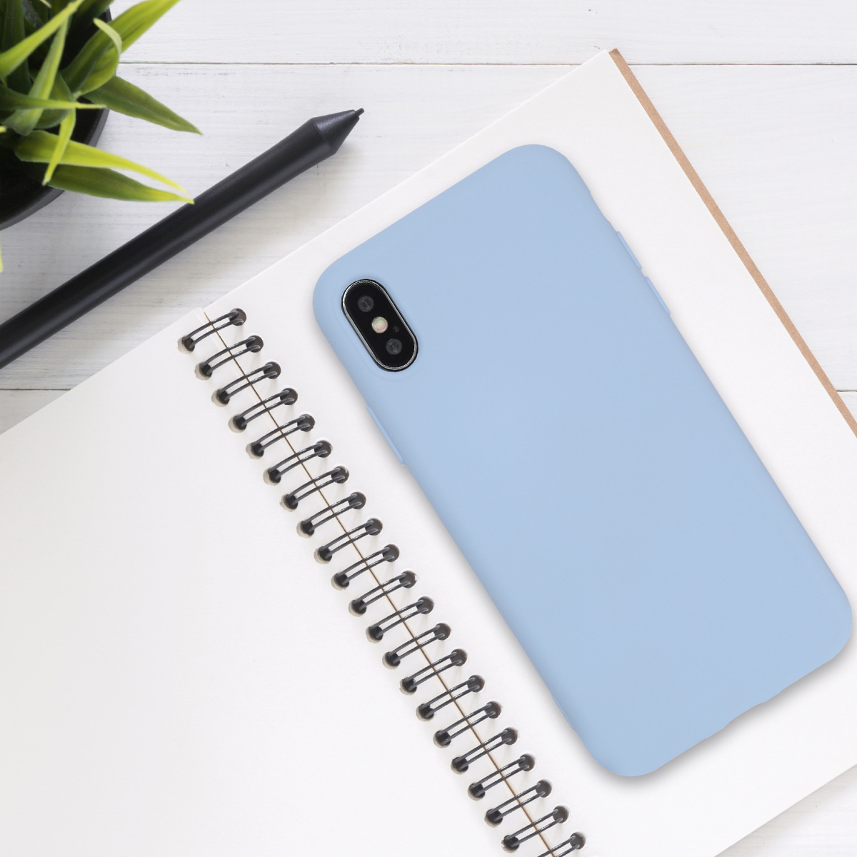 Silikonový kryt na mobil kwmobile pro Apple iPhone X - matná světle modrá