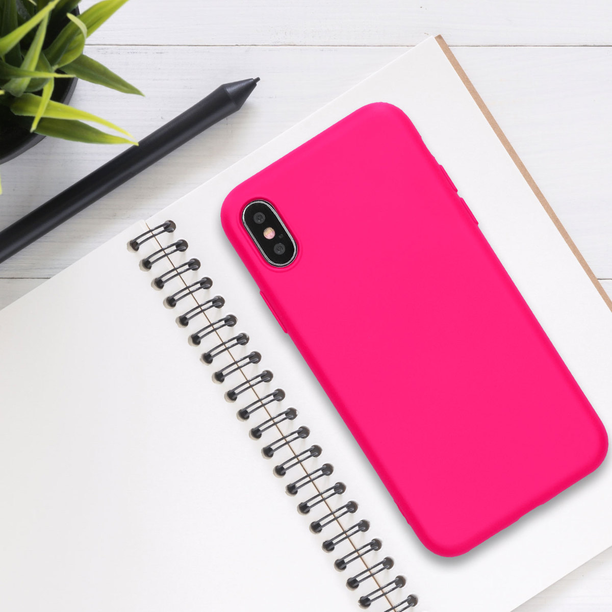 Silikonový kryt na mobil kwmobile pro Apple iPhone X - neonově růžová