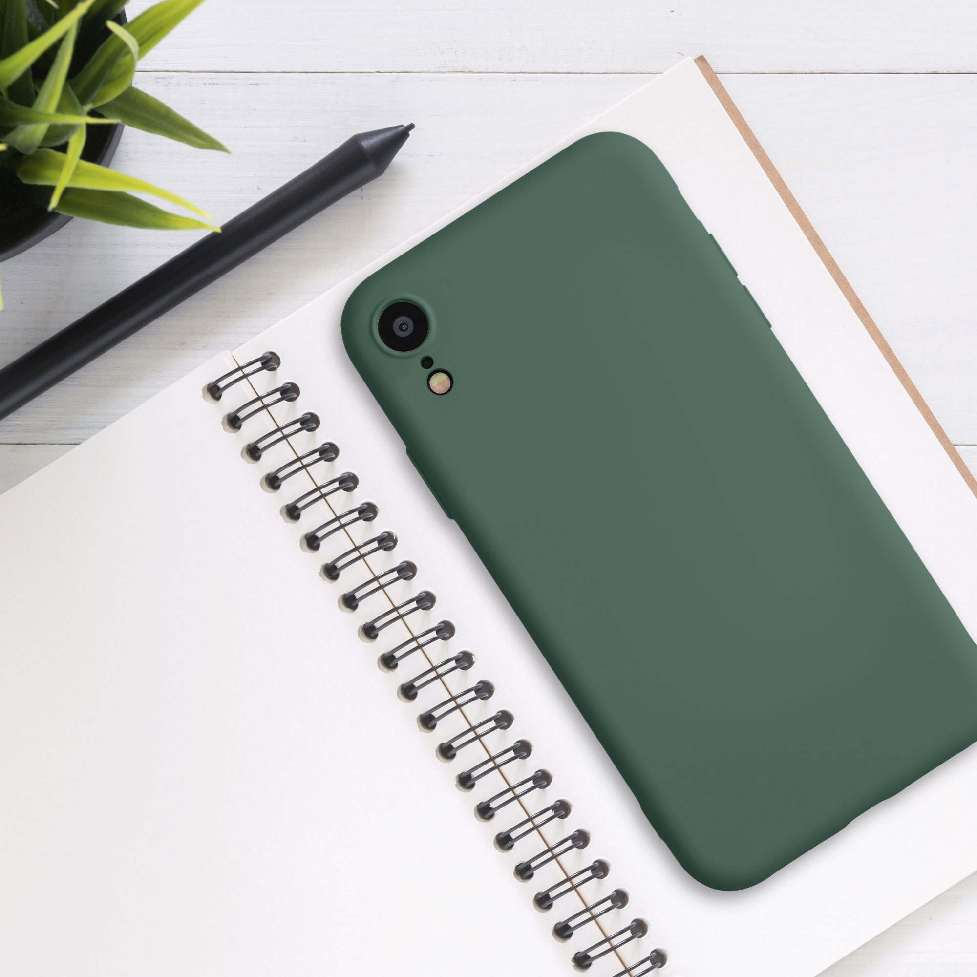 Silikonový kryt na mobil kwmobile pro Apple iPhone XR - lesní zelená