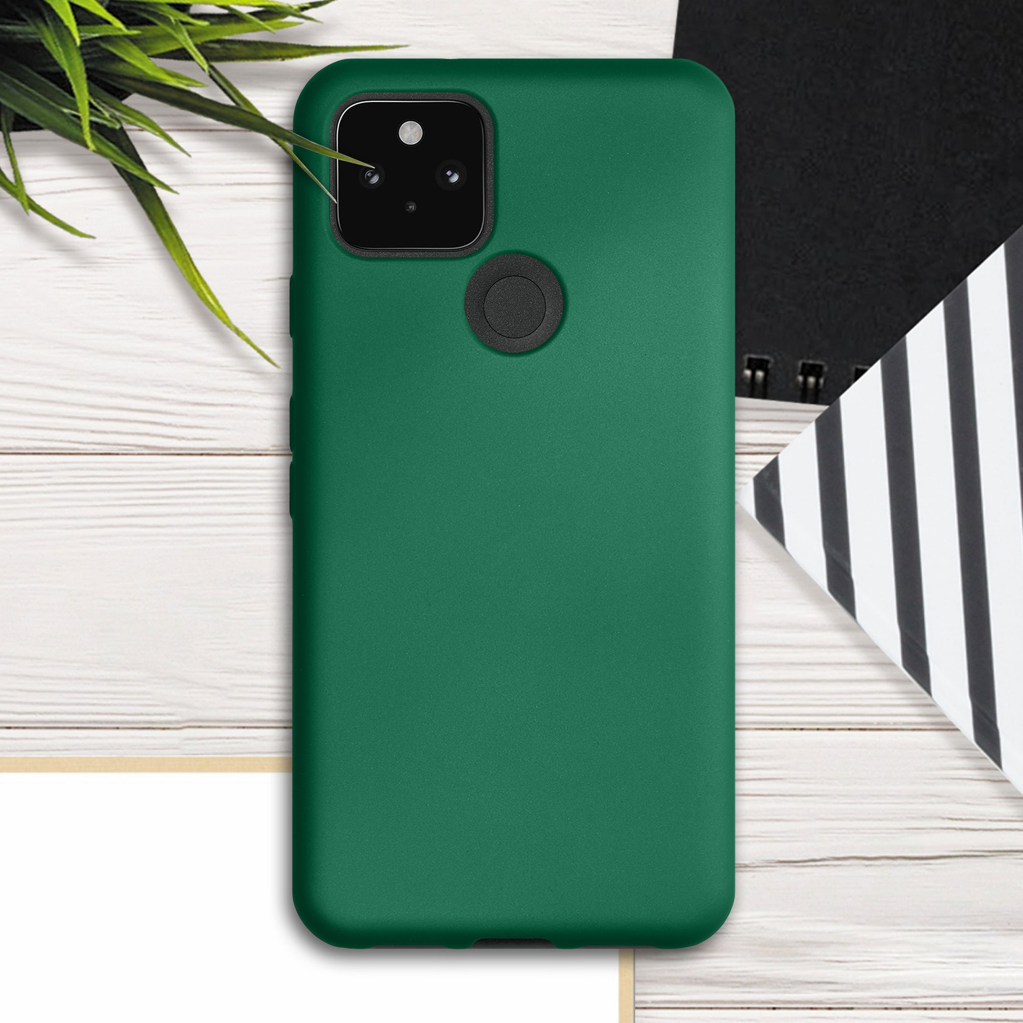 Zadní kryt kwmobile pro Google Pixel 5 - dark metallic zelená