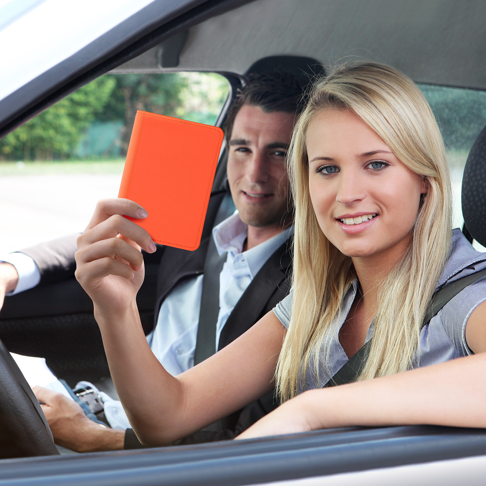 Obal na doklady od auta kwmobile neopren - 12 × 17,5 cm otevřené / 9,2 × 13 cm složené - neonově oranžová