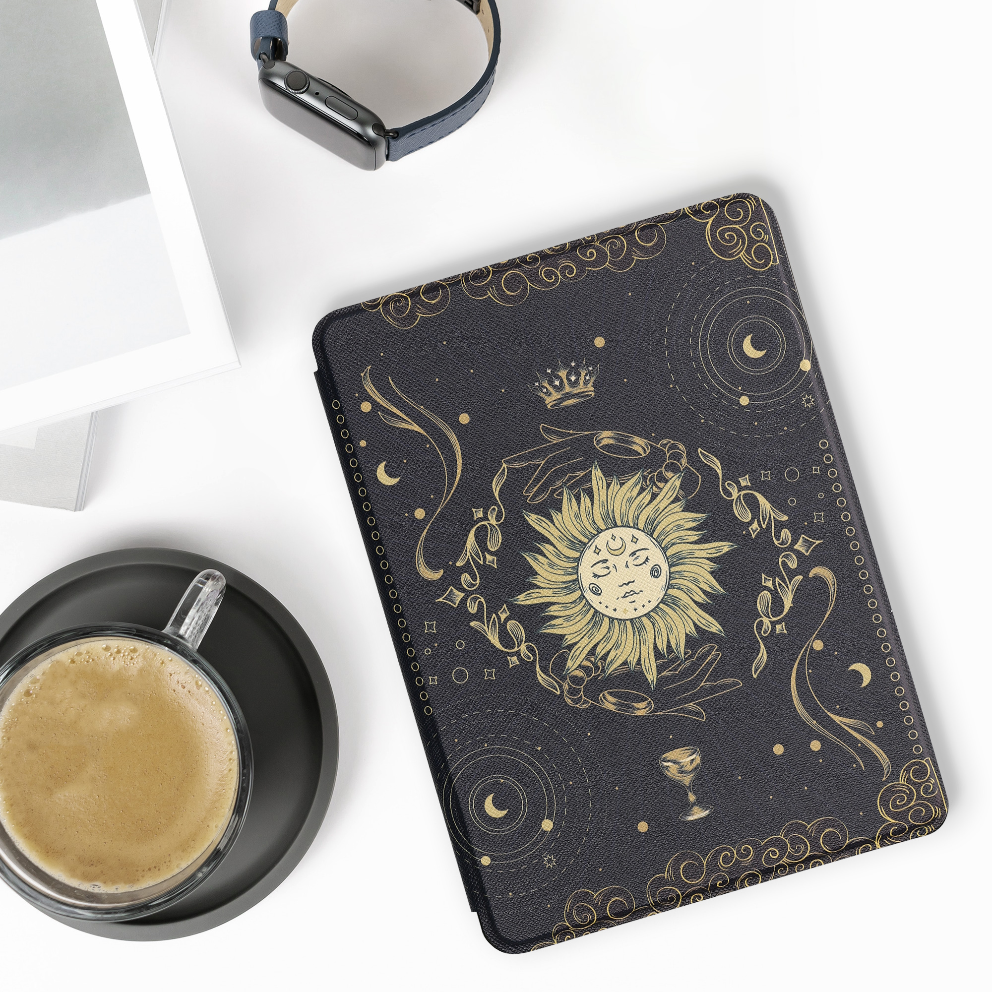 Pouzdro na čtečku kwmobile Amazon Kindle Paperwhite 11 Generation 2021 Case - Tarot Card tmavě modrá / žlutá / černá