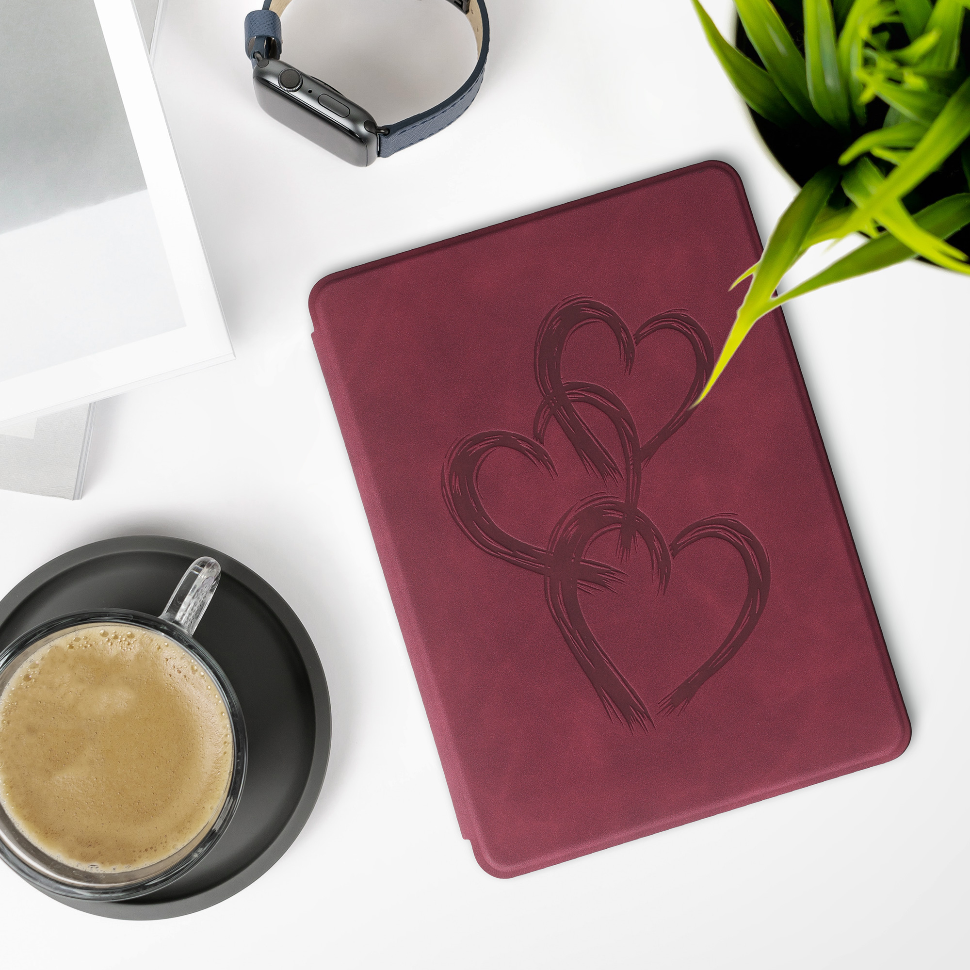 Pouzdro na čtečku kwmobile Amazon Kindle Paperwhite 11 Generation 2021 Case - Brushed Heart Abstract Dark červená