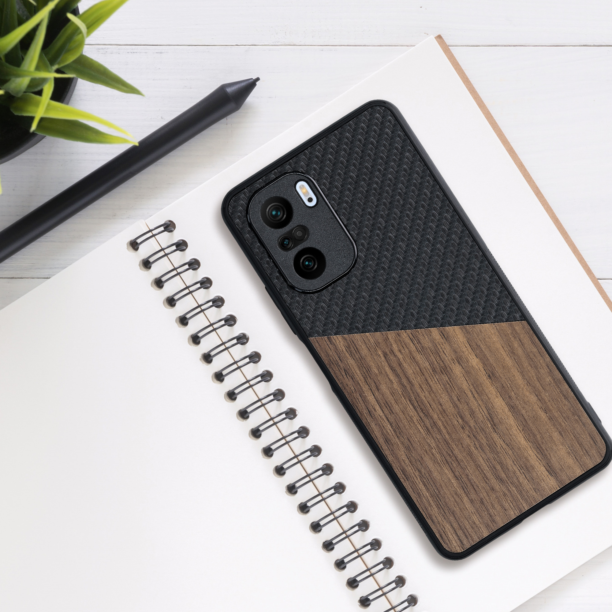 Pouzdro pro Xiaomi Mi 11i / Poco F3 kwmobile dřevěné - tmavě hnědá