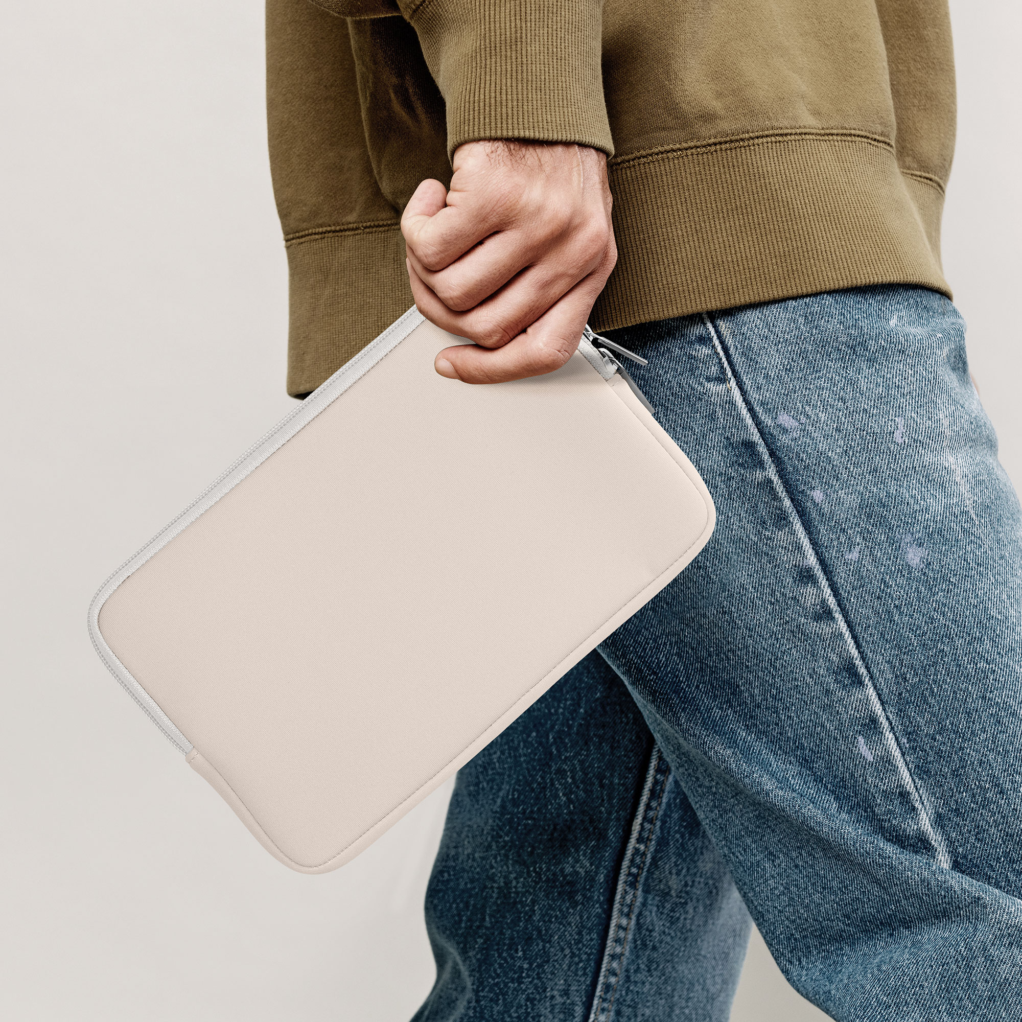 Neoprenové pouzdro pro 8"-8,4" Tablet kwmobile se zipem - bílá