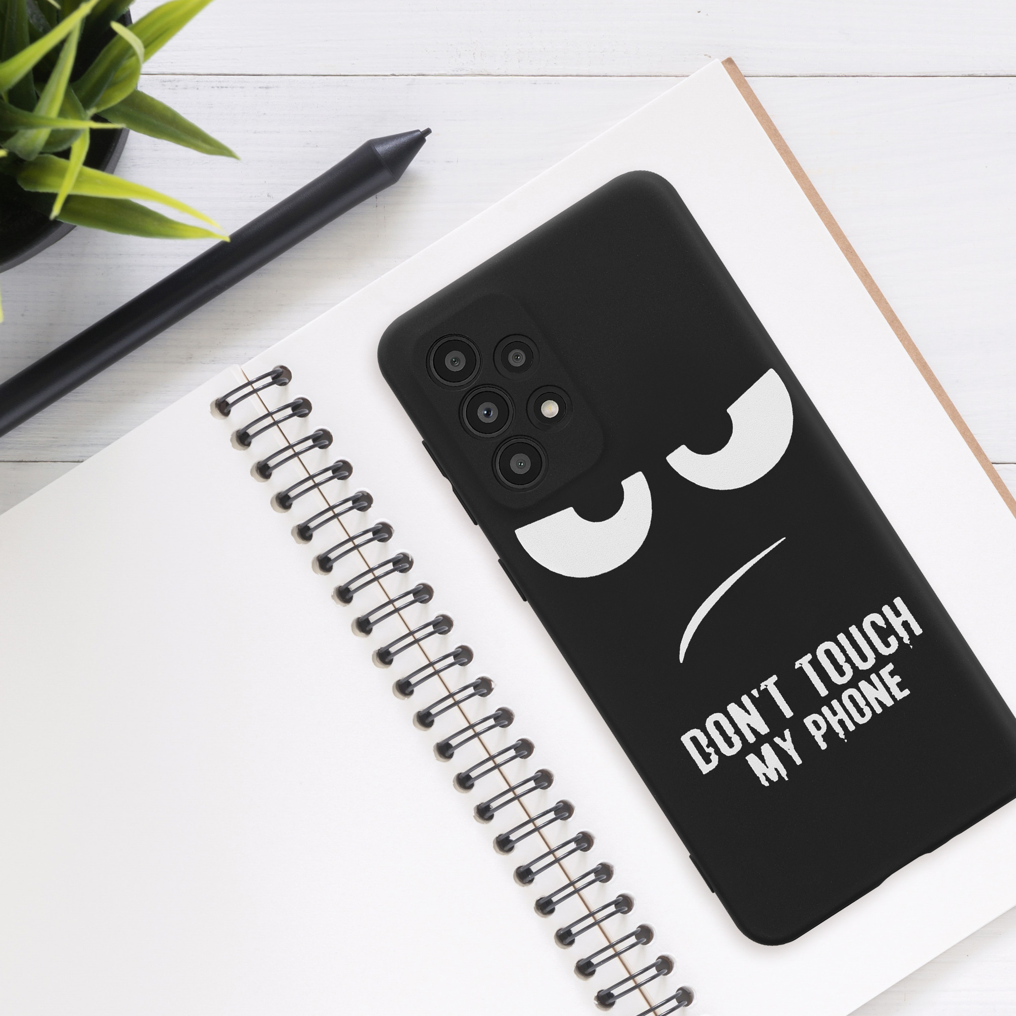 Kryt na mobil Samsung Galaxy A33 5G kwmobile motiv Don't Touch My Phone - White / Black
