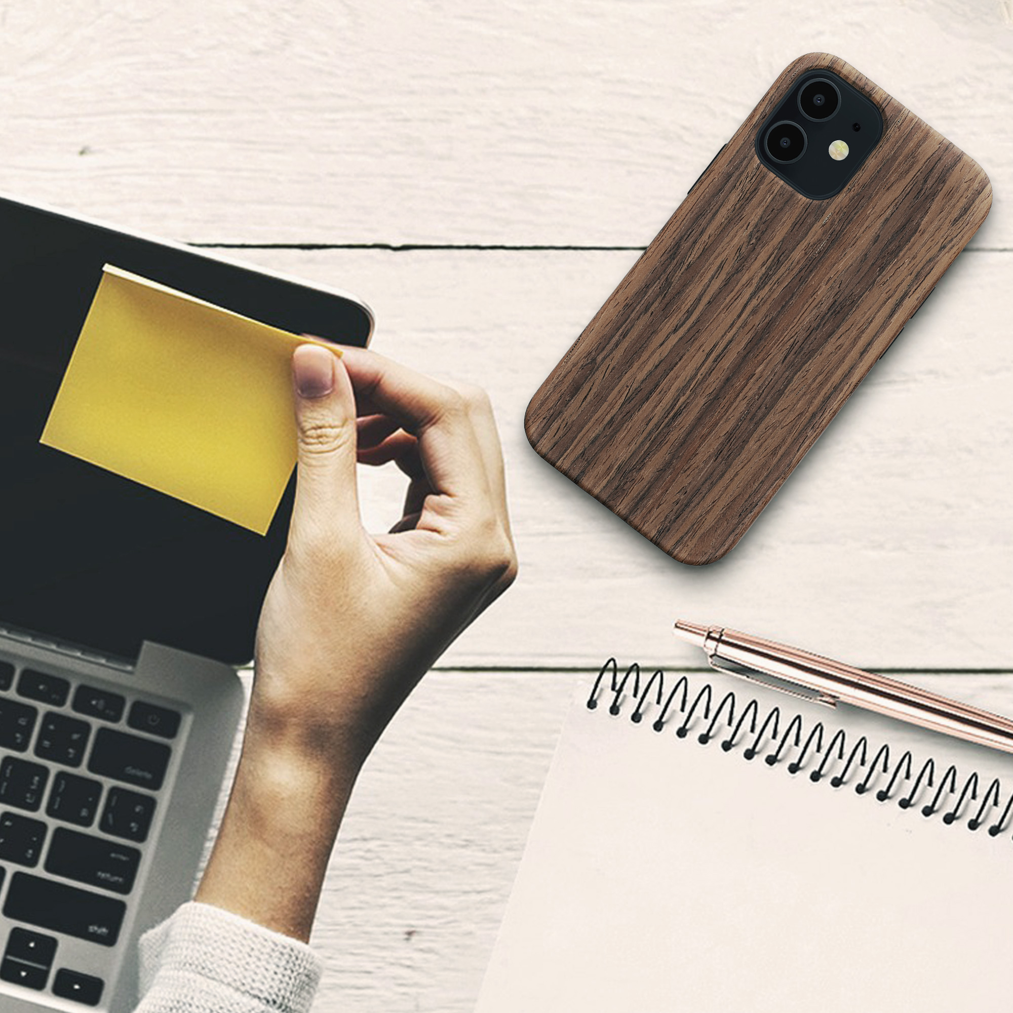 Kryt s dřevěným vzhledem kwmobile pro iPhone 12 mini - brown