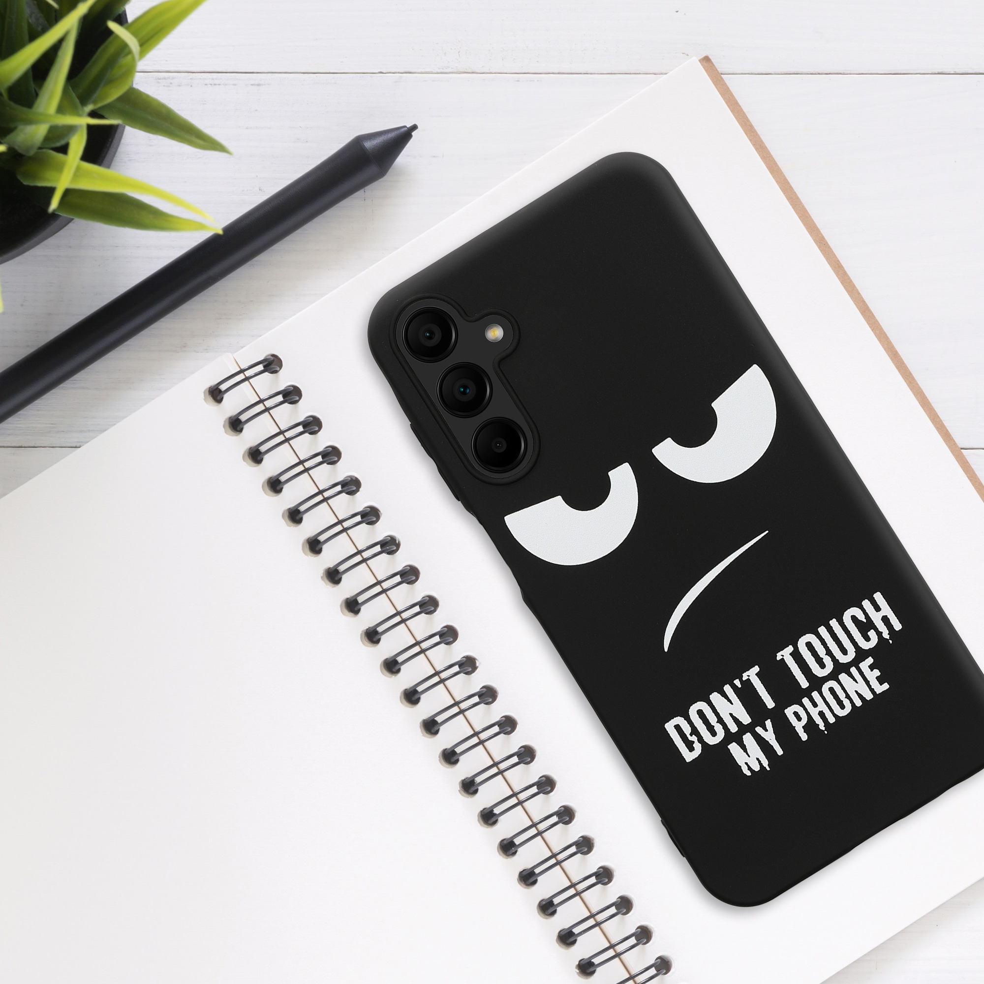 Kryt na mobil Samsung Galaxy A15 5G kwmobile motiv Don't Touch My Phone White / Black