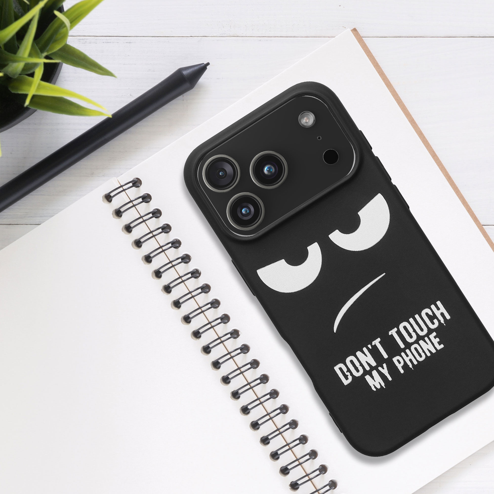 TPU silikonové pouzdro pro Apple iPhone 18 Pro / iPhone 17 Pro kwmobile - bílá „nesahej na můj telefon“ / černá