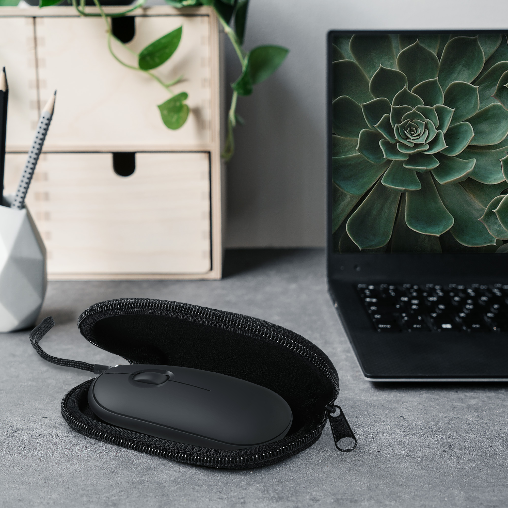 Pouzdro na myš Logitech Pebble kwmobile - černá