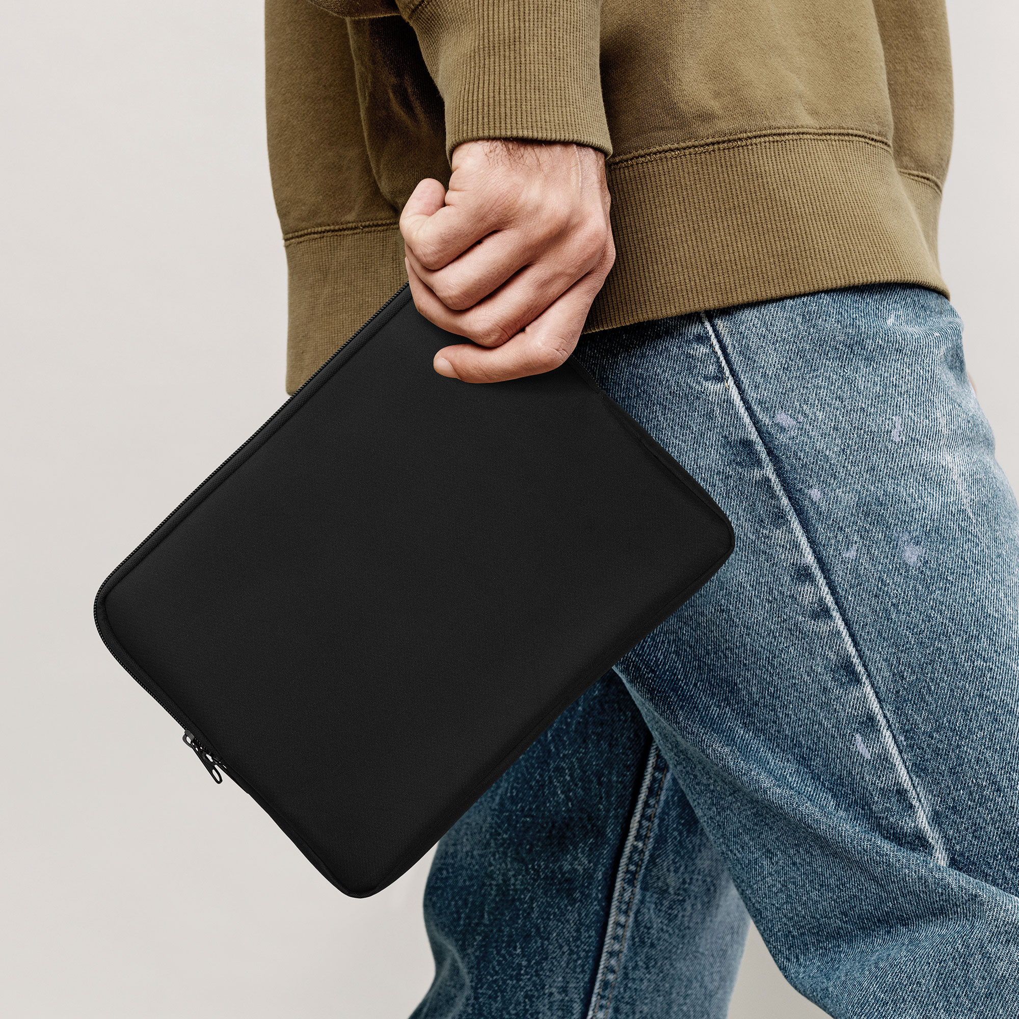 Pouzdro na tablet kwmobile Fabric Tablet Sleeve černá