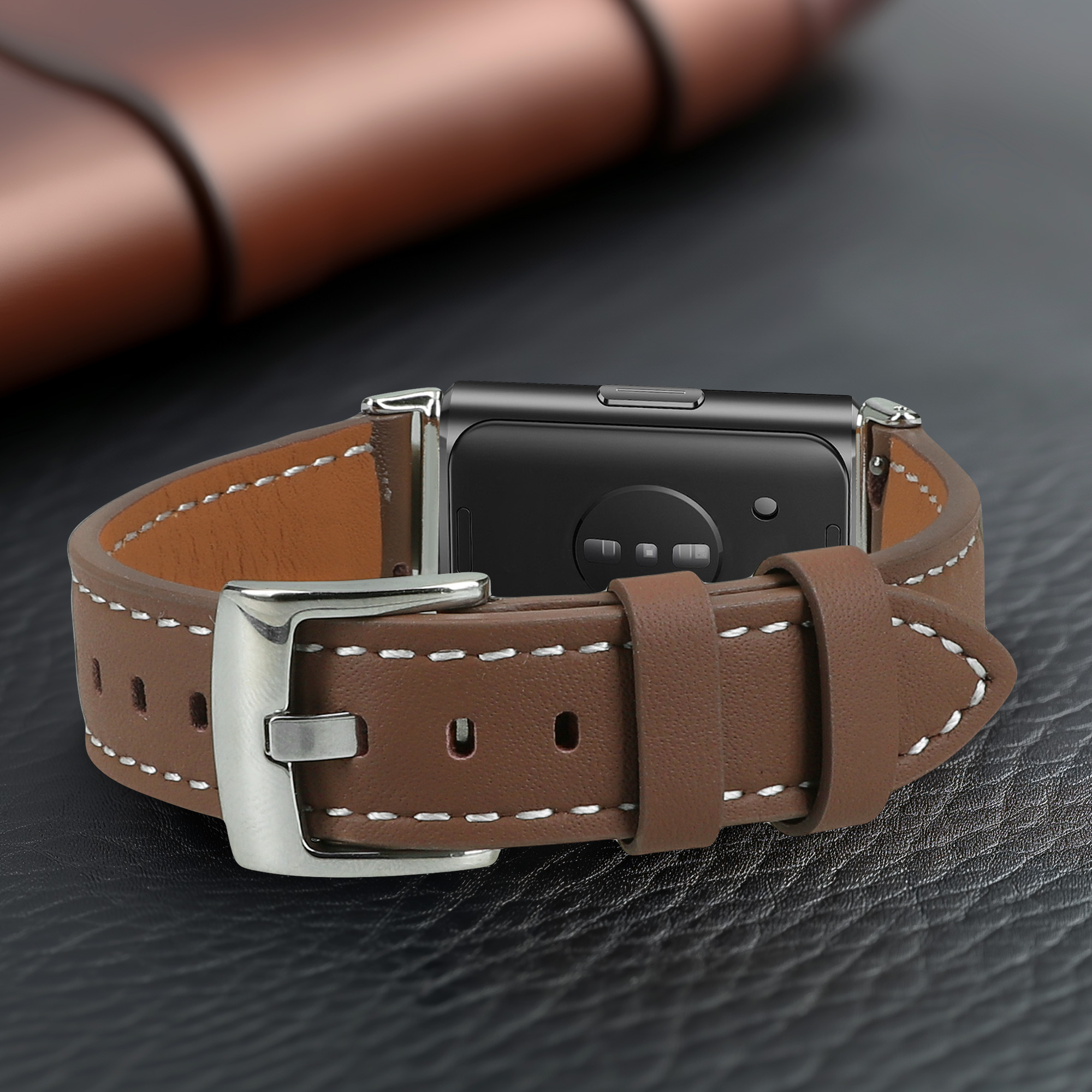 Kožený řemínek pro Huawei Band 11 / Band 11 Pro kwmobile - hnědá