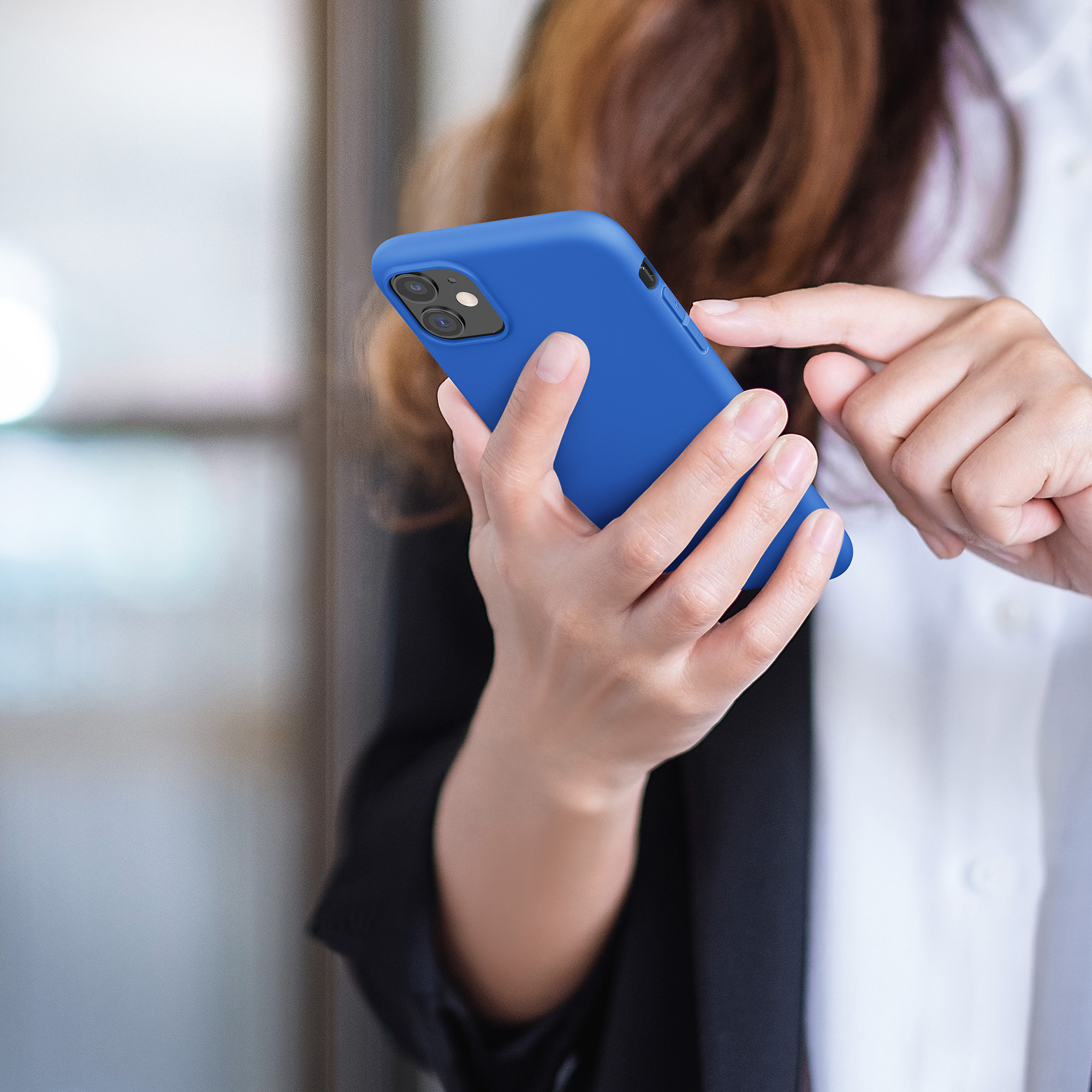 Kryt na mobil kwmobile iPhone 11 - neonově modrá