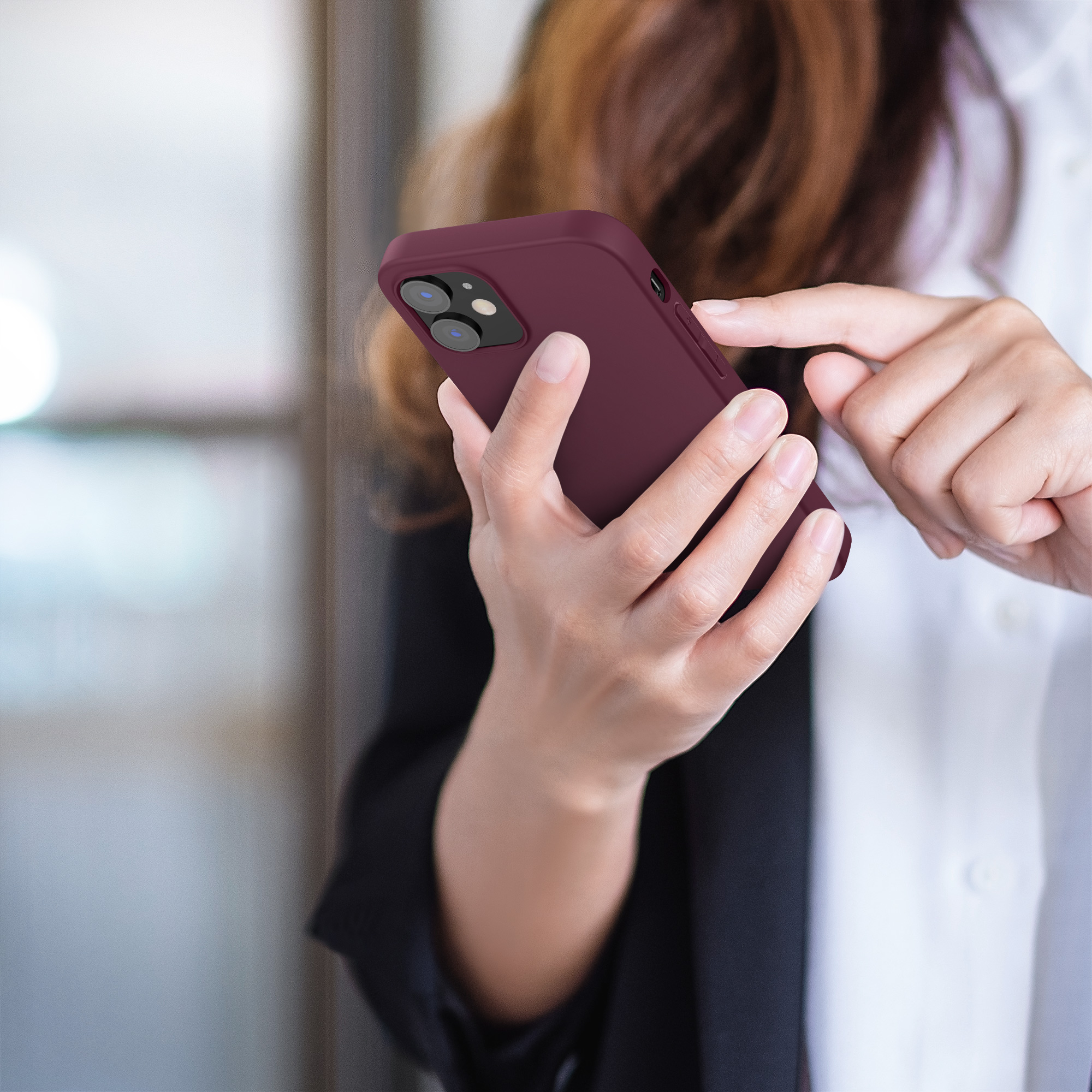 Silikonový kryt kwmobile pro iPhone 12 / iPhone 12 Pro - tawny červená