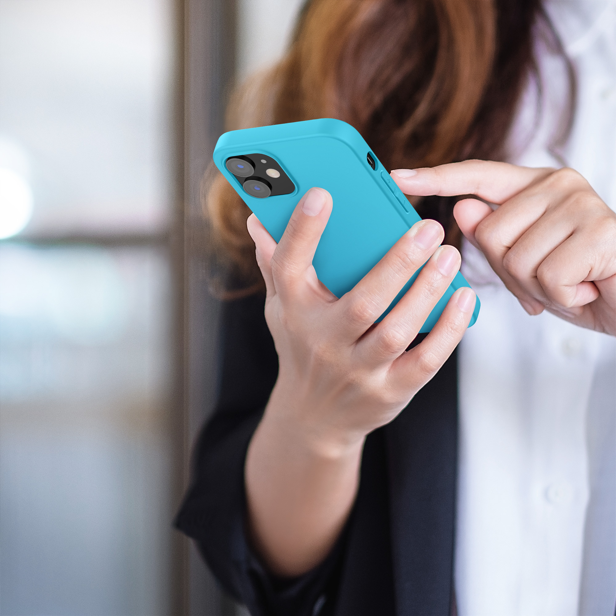 Silikonový kryt kwmobile pro iPhone 12 / iPhone 12 Pro - ledovcová