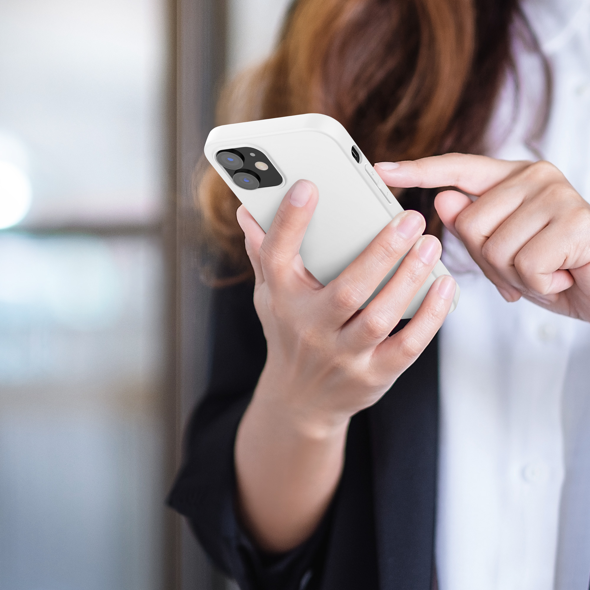 Kryt na mobil kwmobile iPhone 12 / iPhone 12 Pro - matná bílá