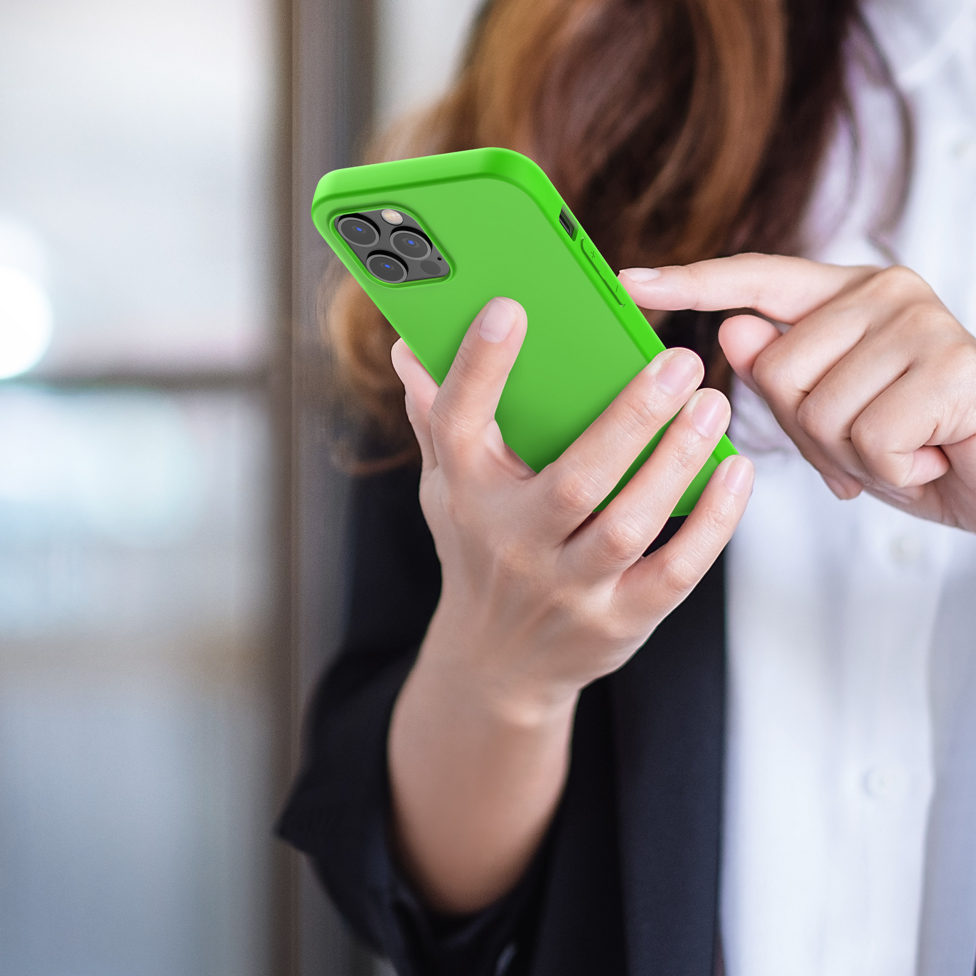 Silikonový kryt kwmobile pro iPhone 12 Pro Max - neonově zelená