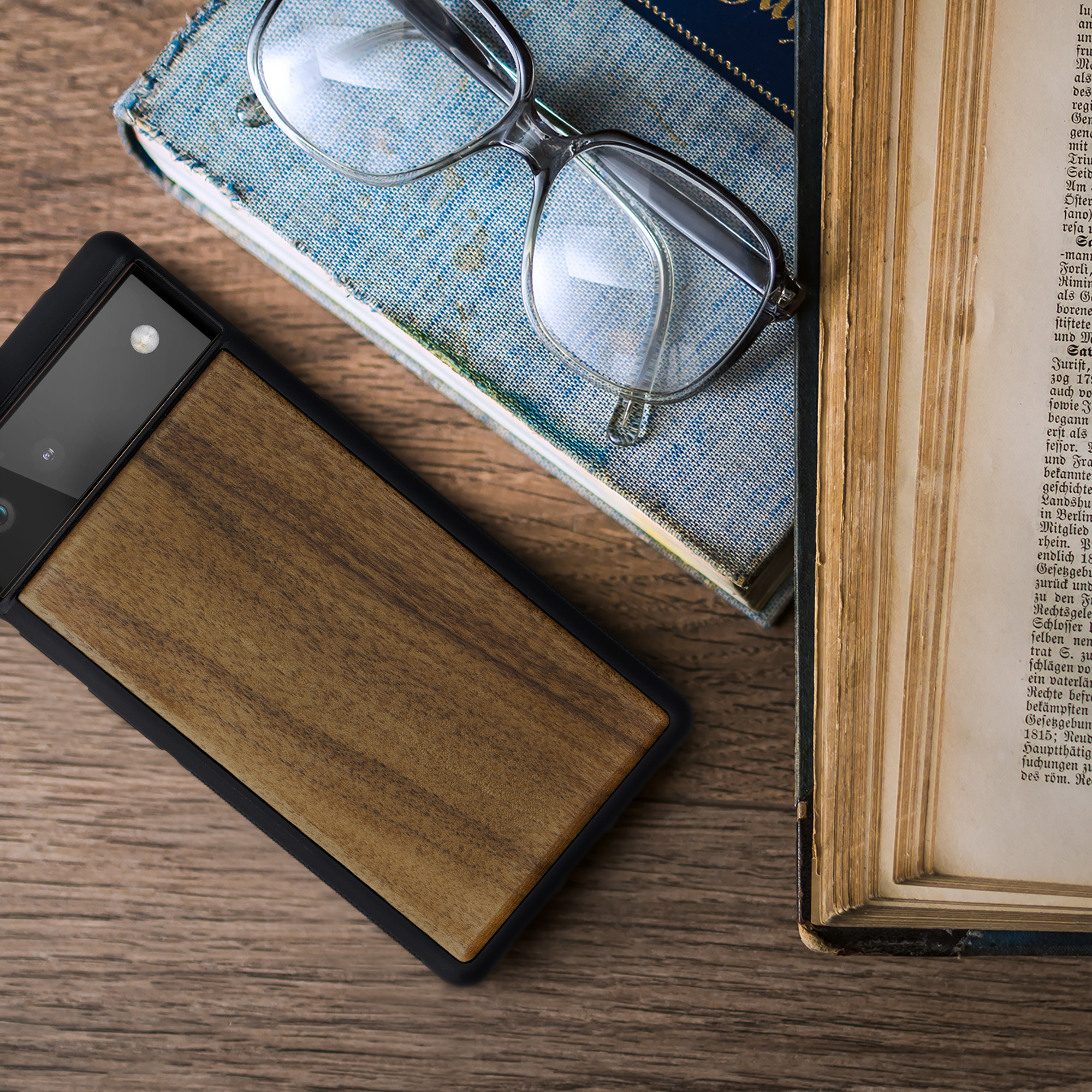 Zadní kryt kwmobile pro Google Pixel 6 - hard cover in dark brown