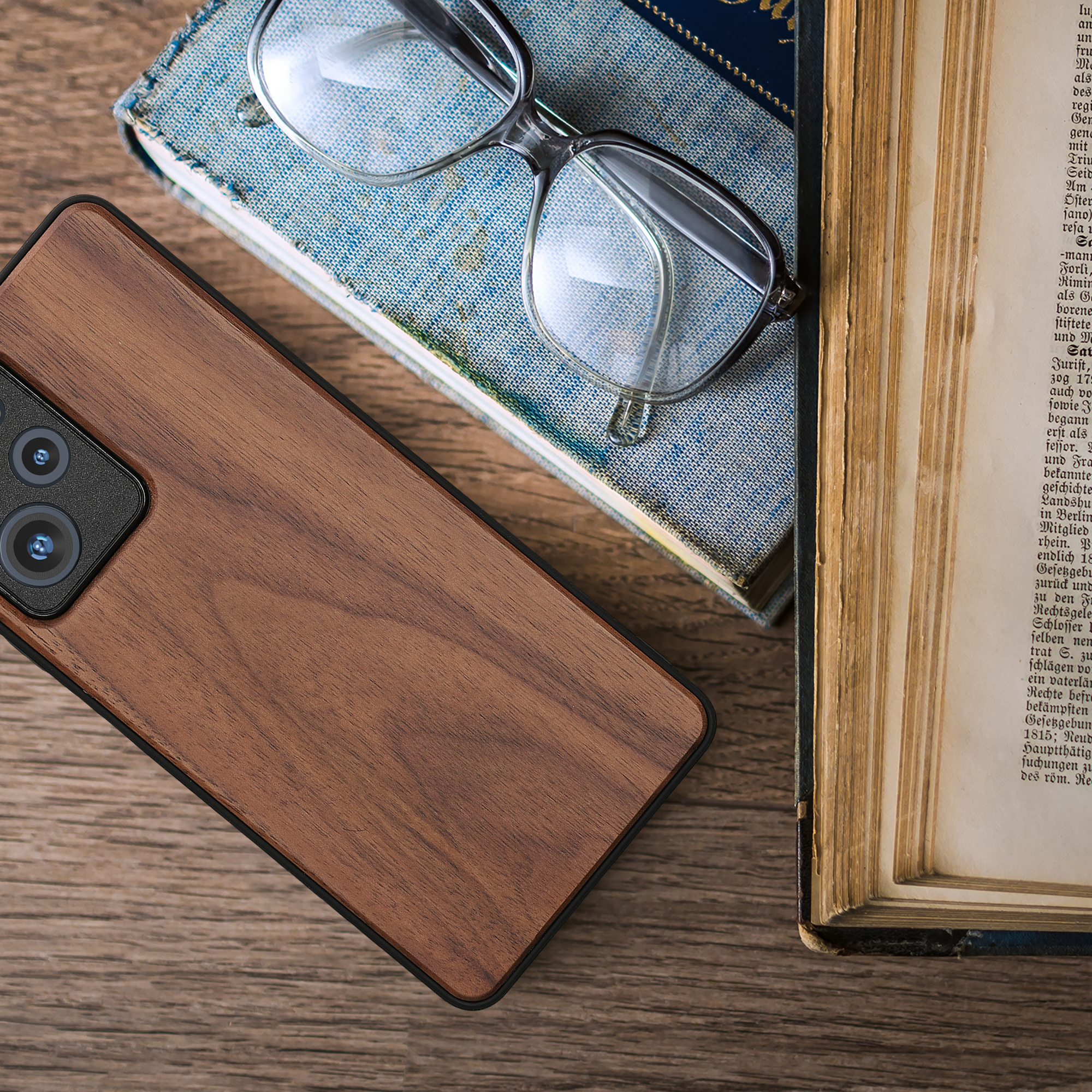 Dřevěné pouzdro pro Xiaomi Poco X5 Pro 5G kwmobile - tvrdý obal v tmavě hnědé barvě
