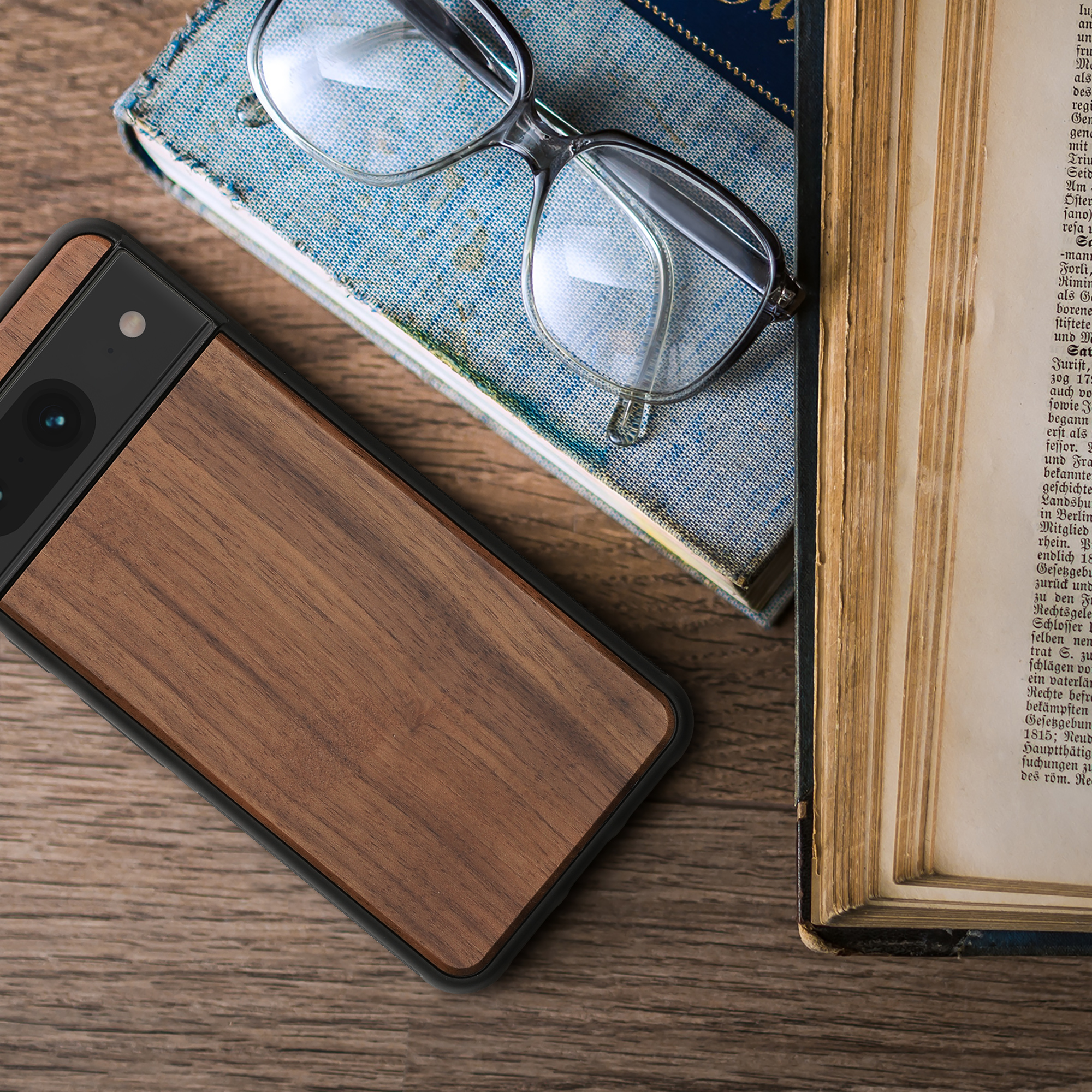 Dřevěný kryt kwmobile pro Google Pixel 8 - Hard Cover in Dark Brown