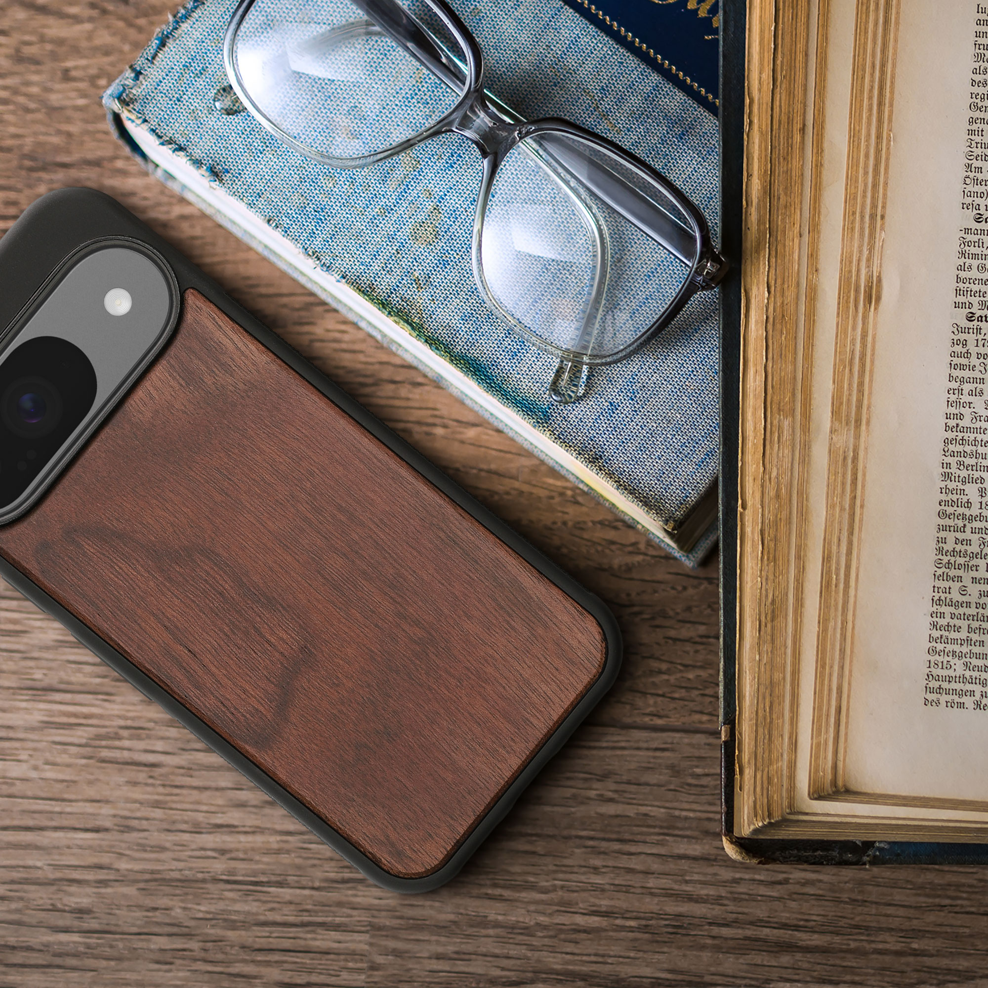 Dřevěné pouzdro pro Google Pixel 10 / Pixel 10 Pro kwmobile - tvrdý obal v tmavě hnědé barvě
