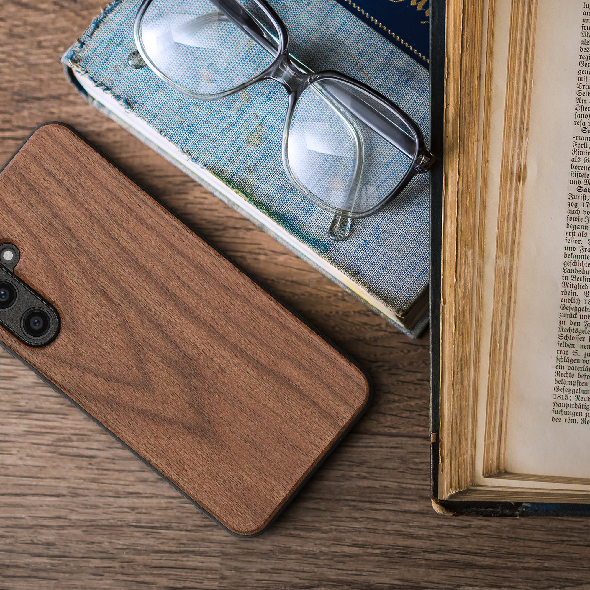 Dřevěný kryt na mobil Galaxy S23 FE kwmobile tmavě hnědý
