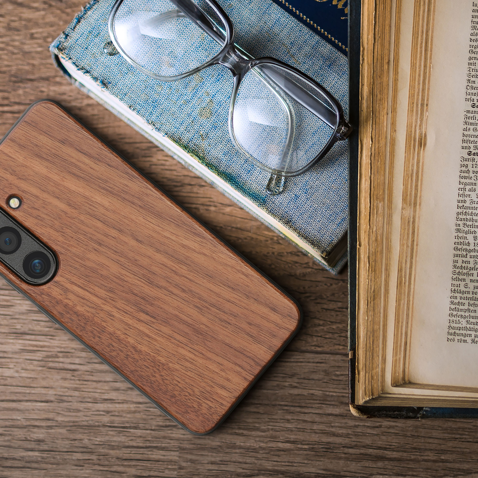 Dřevěný kryt Samsung Galaxy S25 kwmobile tmavě hnědá