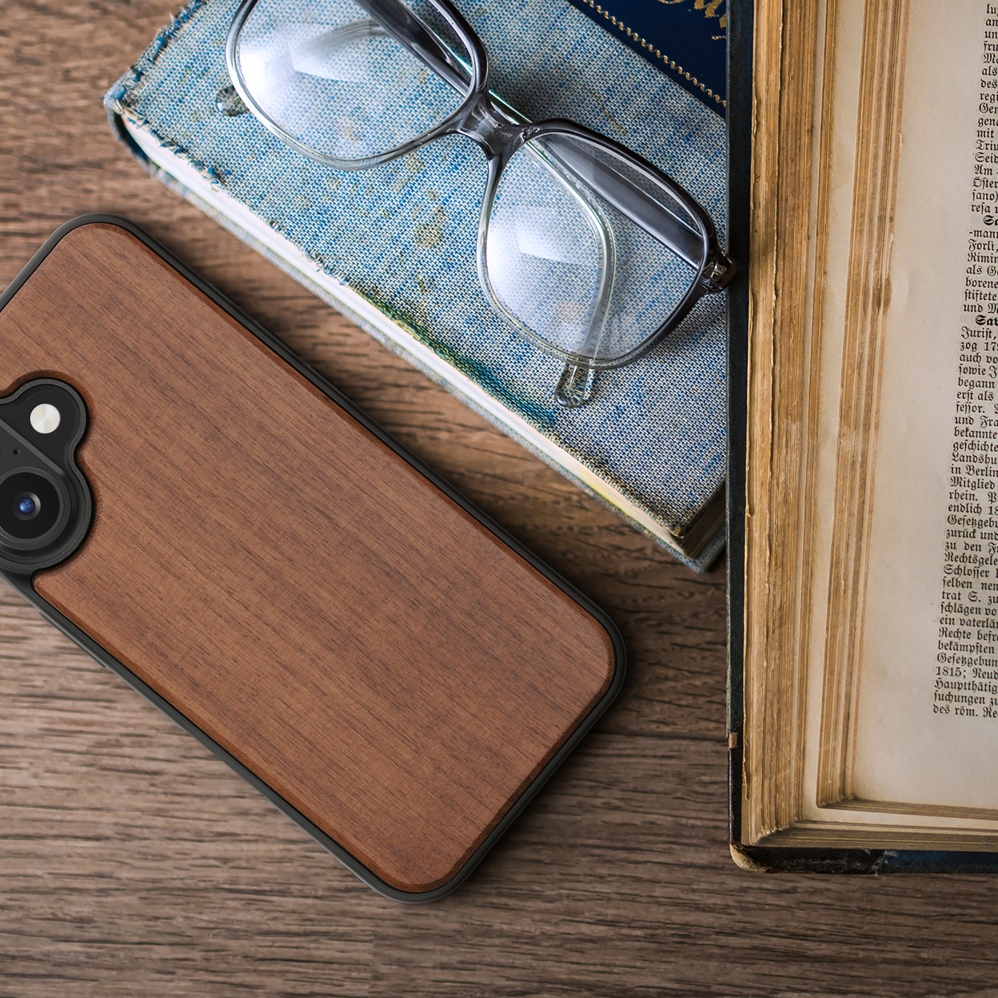 Dřevěný kryt kwmobile pro iPhone 16 - tmavě hnědá