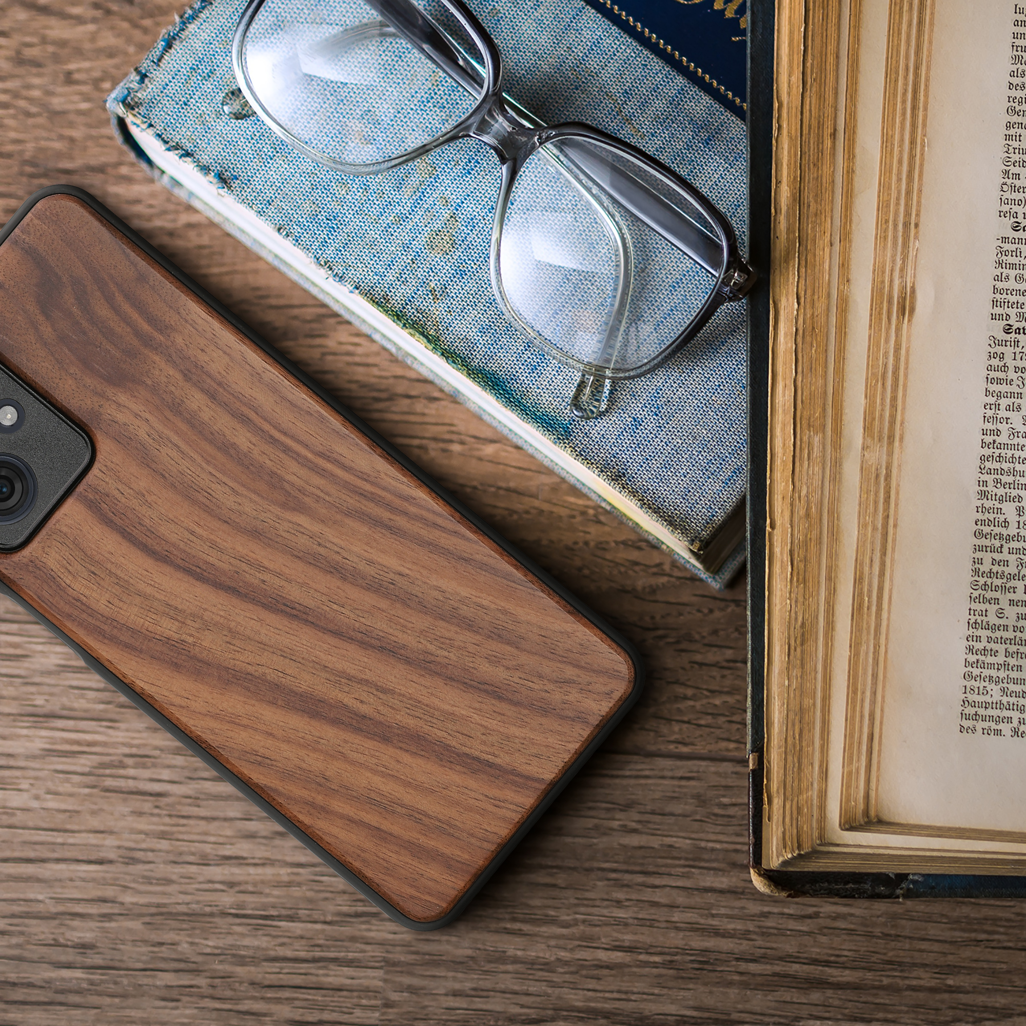 Dřevěný kryt na mobil Motorola Moto G54 5G, nárazuvzdorný - kwmobile, tmavě hnědý