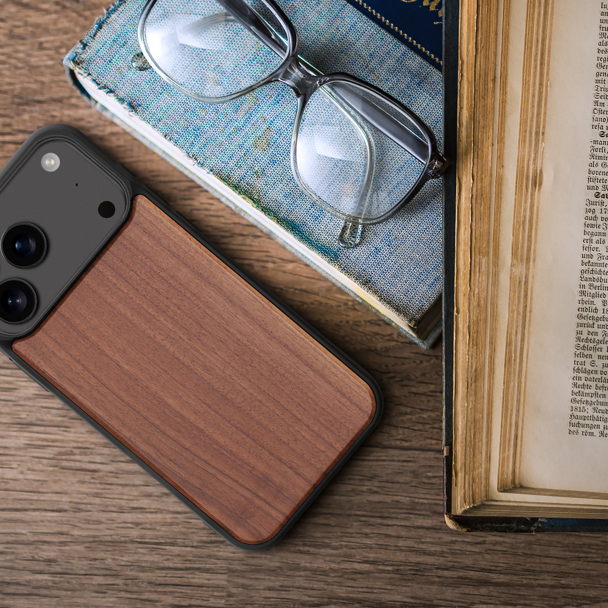 Dřevěný kryt Kwmobile pro iPhone 17 Pro Max - tmavě hnědá