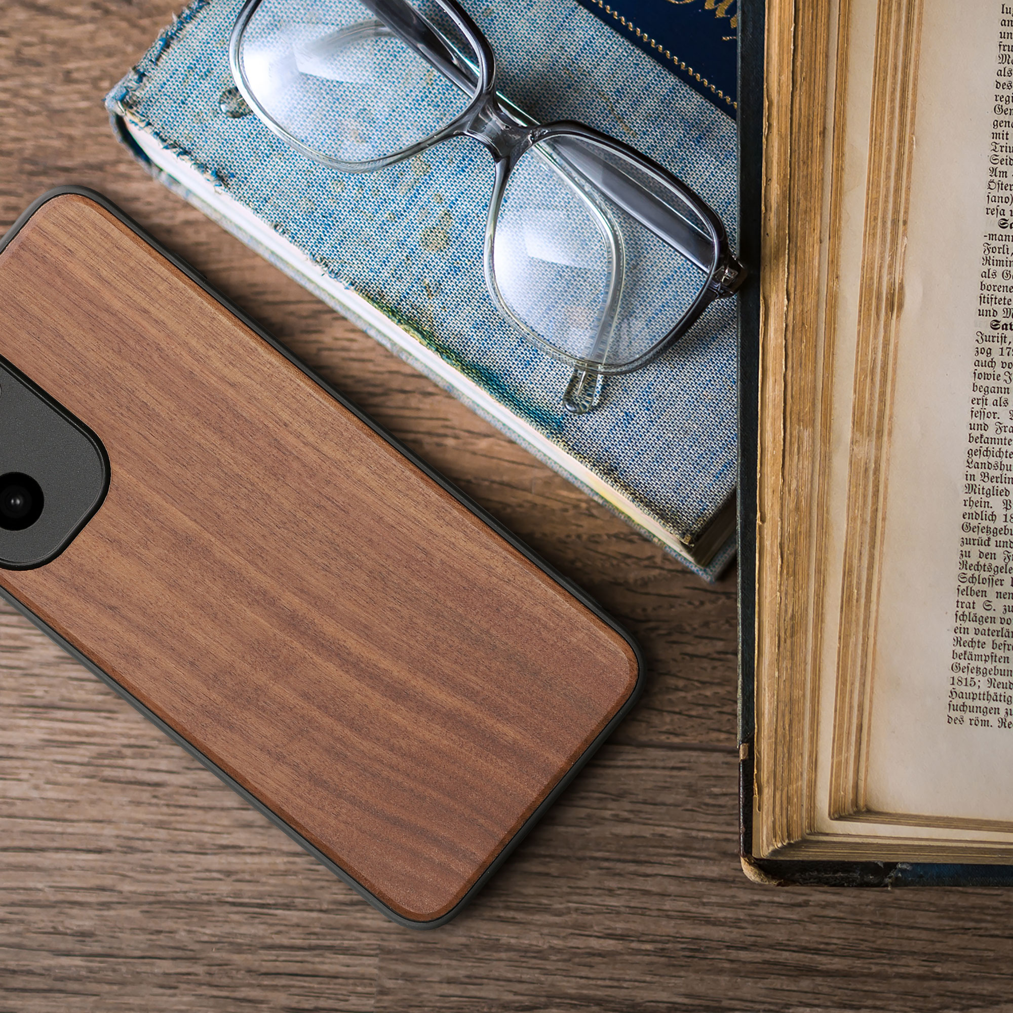 Dřevěné pouzdro pro OnePlus 15R kwmobile - tvrdý obal v tmavě hnědé barvě
