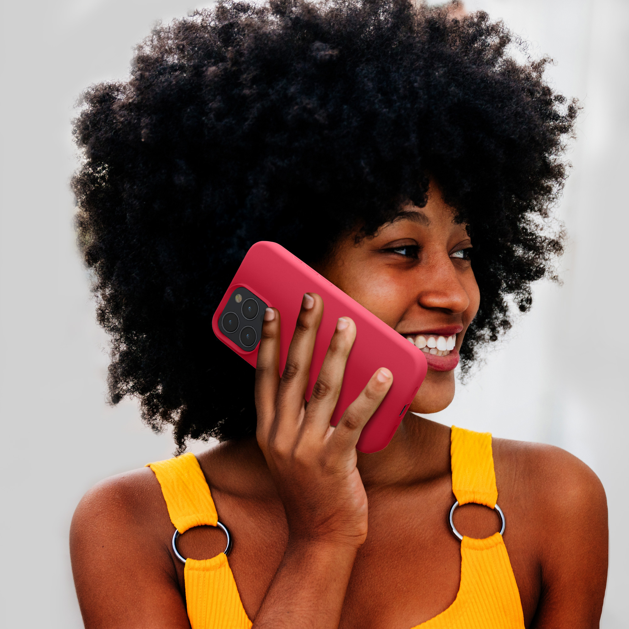 Silikonový kryt kwmobile pro iPhone 15 Pro - granátově červená