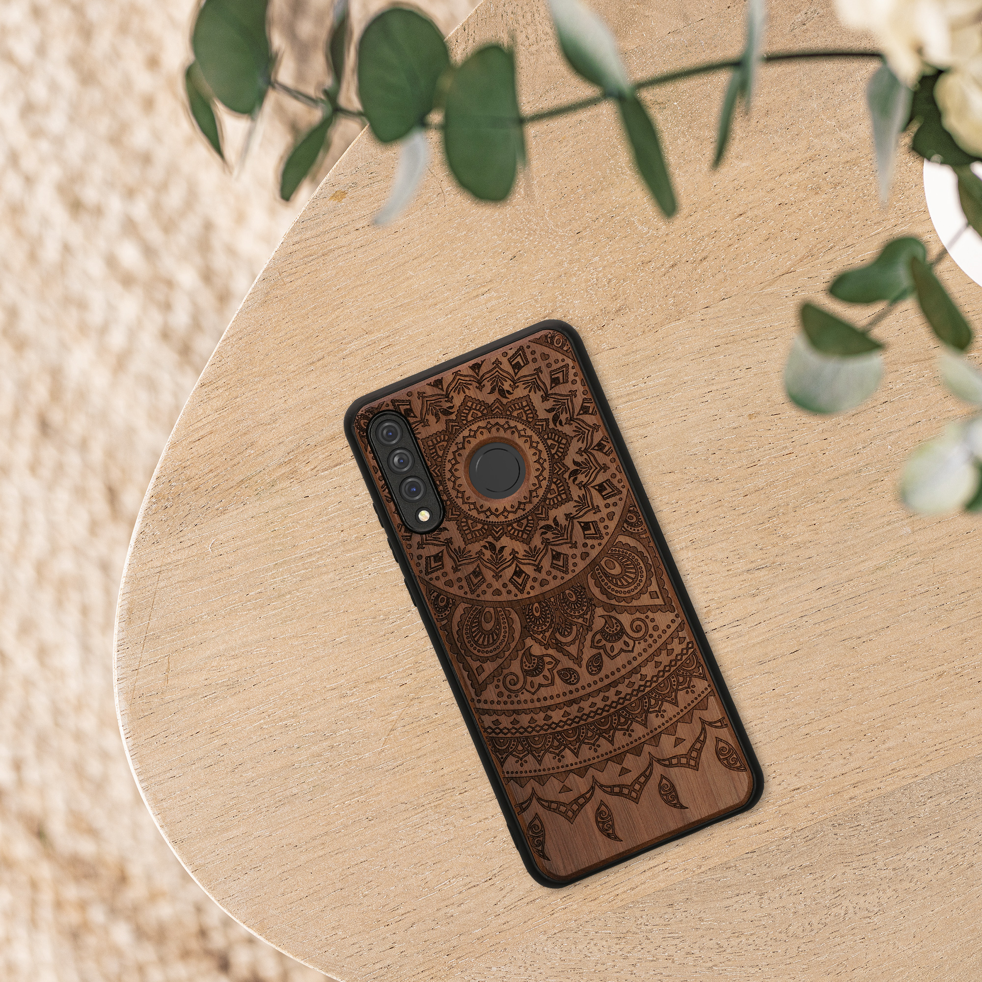 Dřevěný kryt kwmobile Huawei P30 Lite, tmavě hnědý