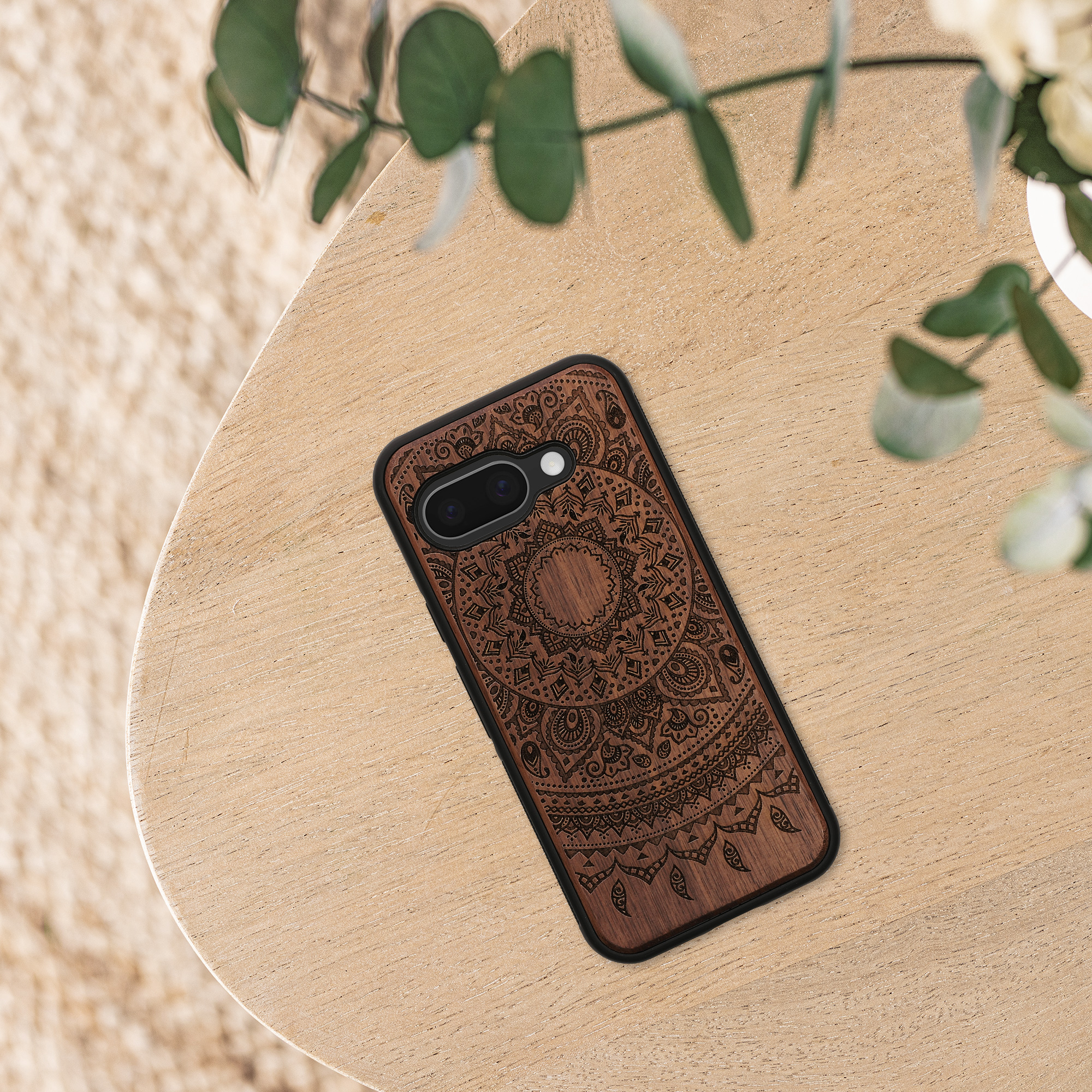 Dřevěný kryt kwmobile pro Google Pixel 9a - tmavě hnědá