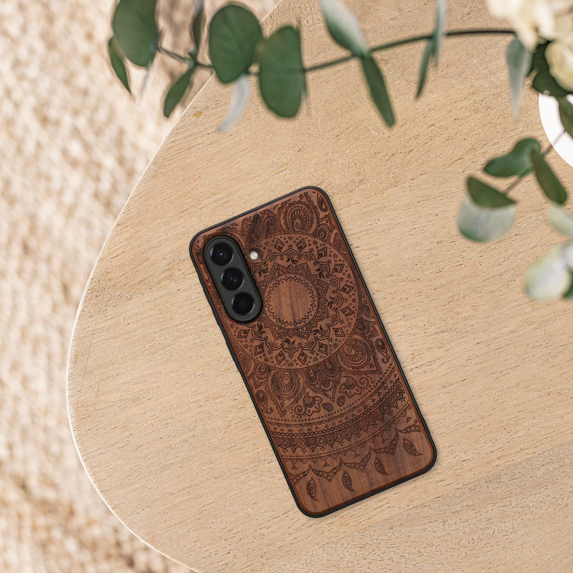 Dřevěný kryt na mobil Samsung Galaxy A56 5G kwmobile TPU rámeček Tmavě hnědá