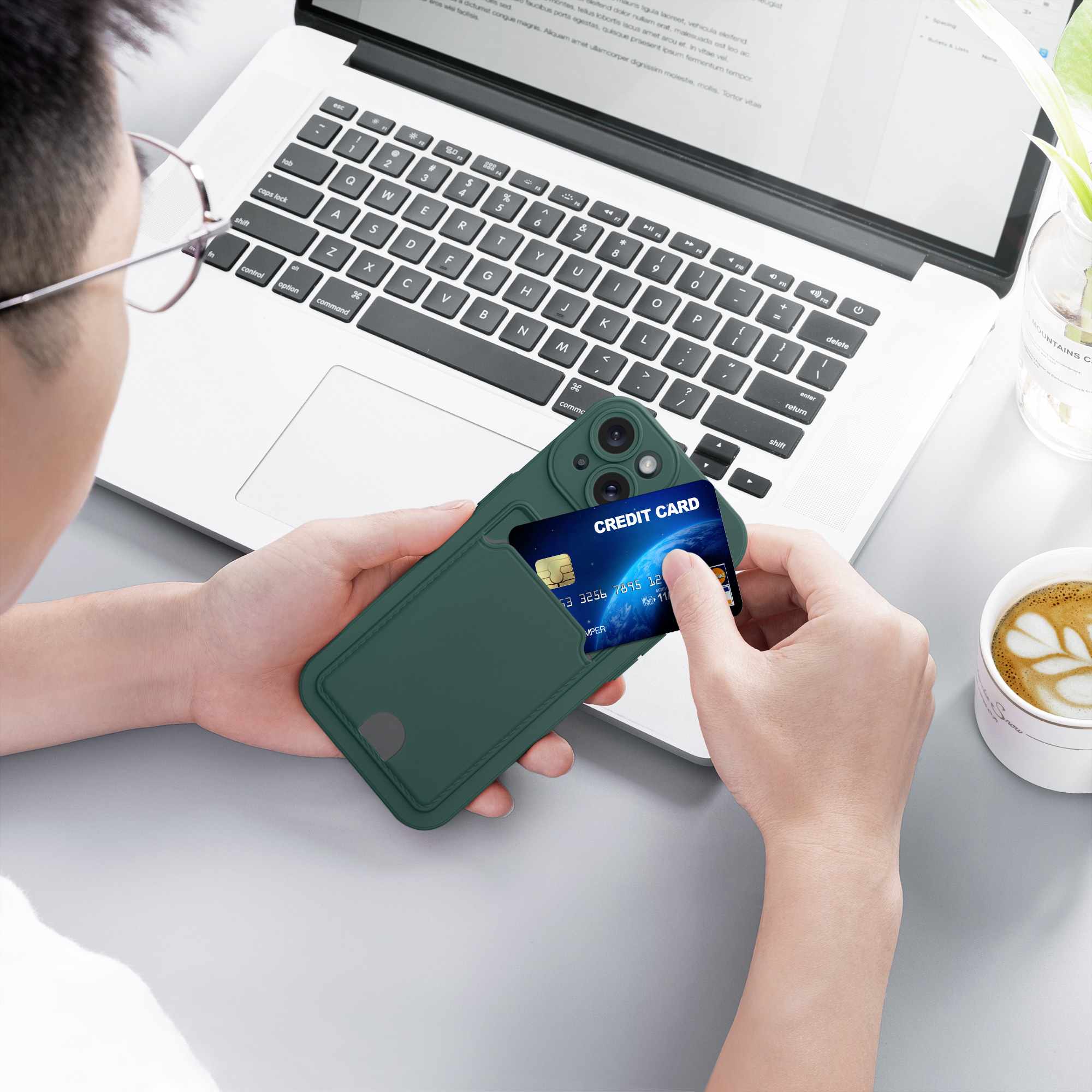 Nabíječka kwmobile slim iPhone 15 zelená